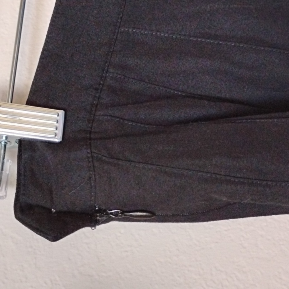 GAP Size 12 Black Pleated A-Line Skirt - Picture 6 of 13